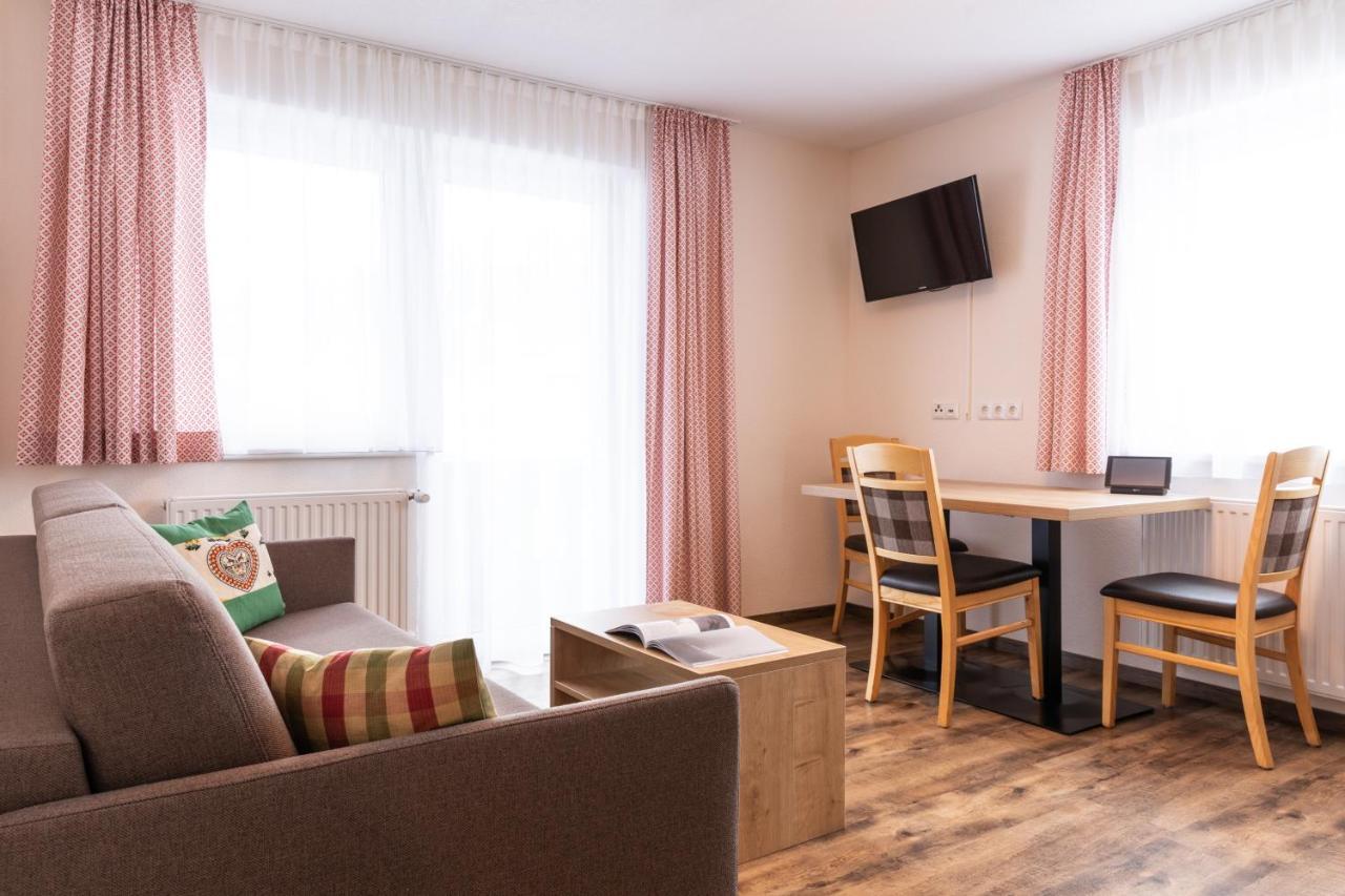 Pitztal Living Aparthotel Jerzens Exterior photo