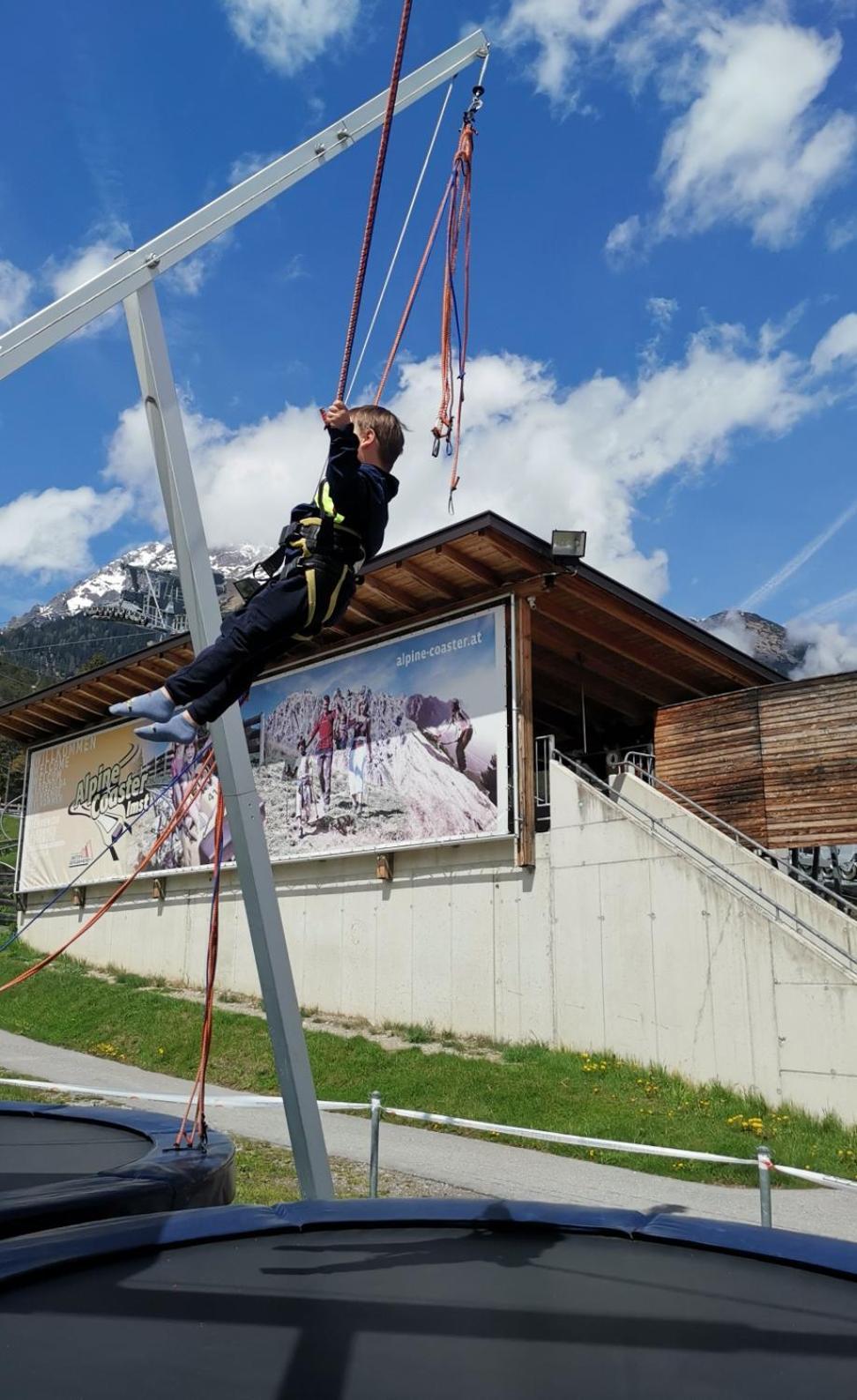 Pitztal Living Aparthotel Jerzens Exterior photo